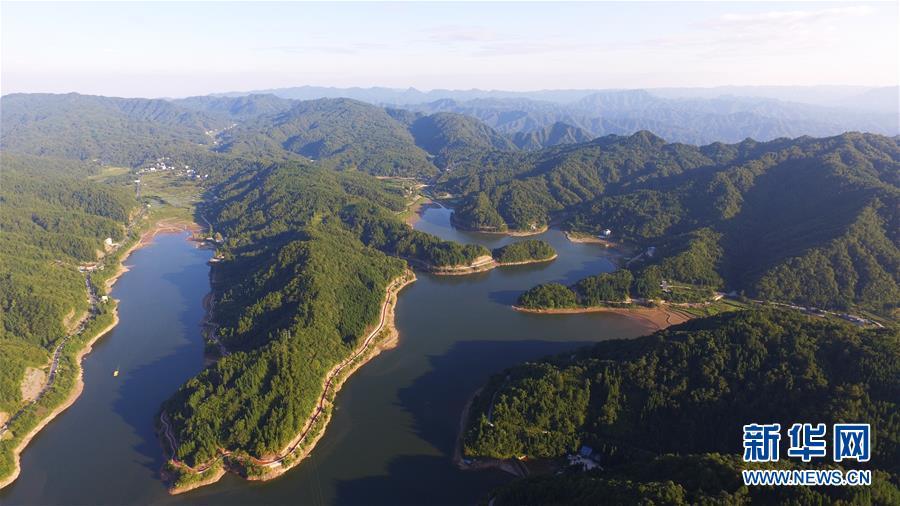 （環(huán)境）（4）重慶石柱：太陽(yáng)湖景美不勝收