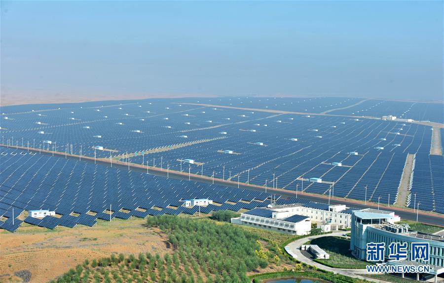 （寧夏60年）（6）寧夏中衛：科學治沙顯成效