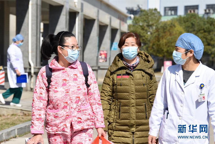 （社會）（1）“&lsquo;護(hù)士媽媽&rsquo;麻煩再幫我照顧孩子14天”